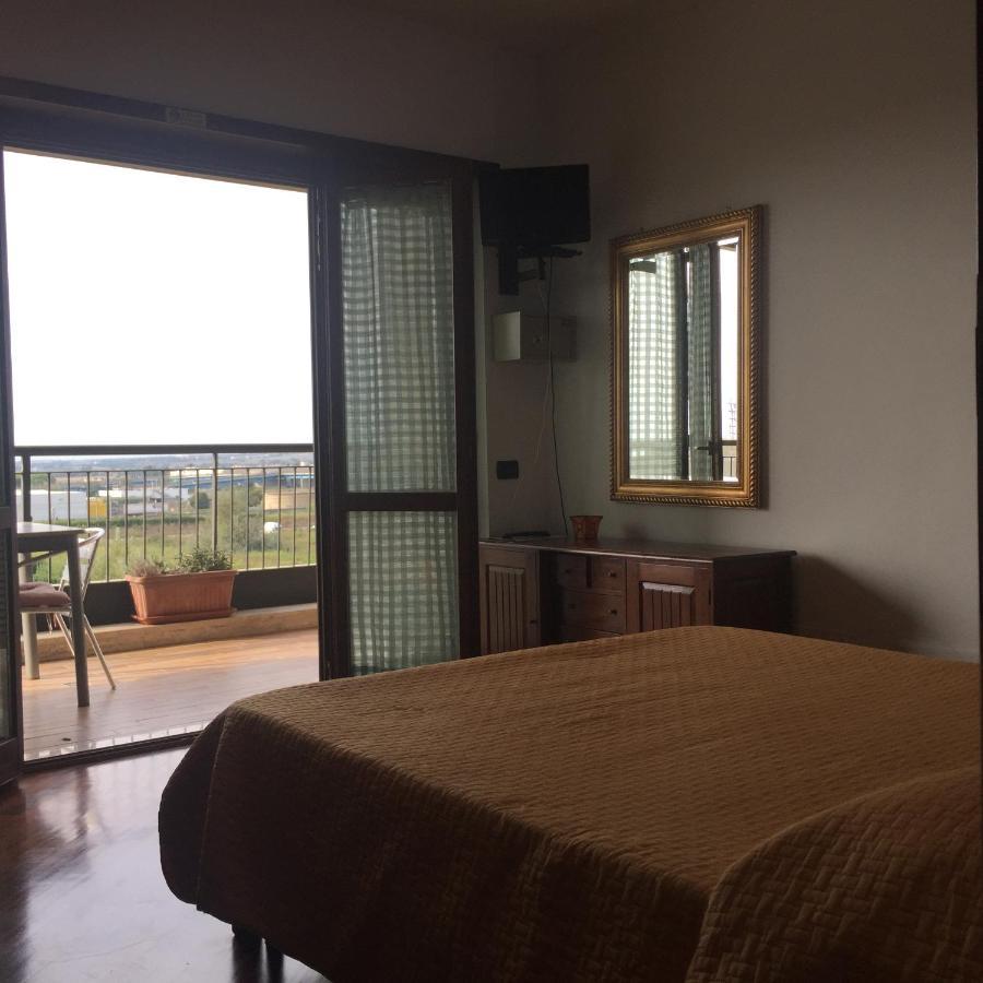 Bb Nuova Fiera Di Roma Bed & Breakfast Fiumicino Ngoại thất bức ảnh